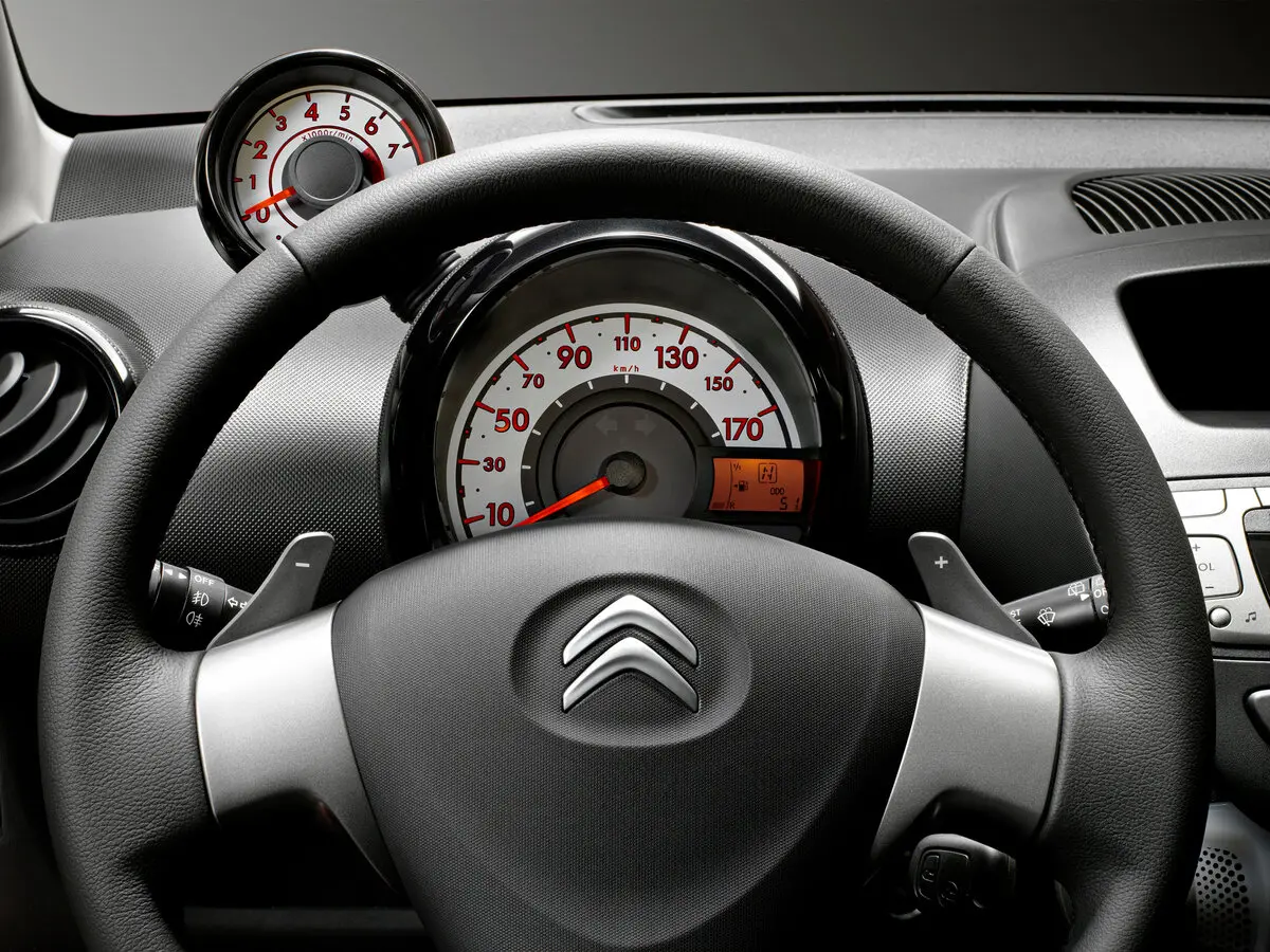 Citroen C1 I Рестайлинг 2 Хэтчбек 5 дв. — сүрөт 6