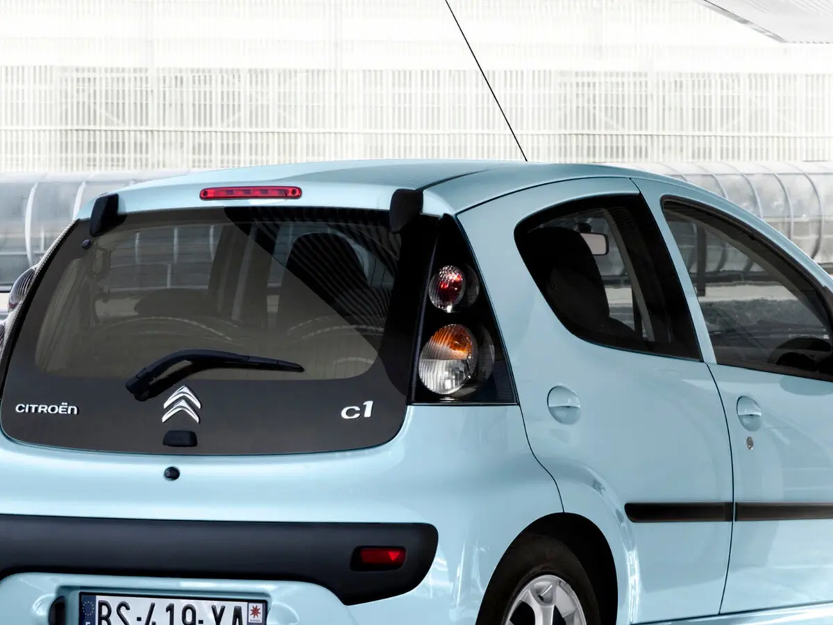 Citroen C1 I Рестайлинг 2 Хэтчбек 5 дв. — сүрөт 10