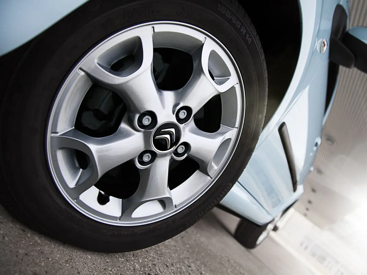 Citroen C1 I Рестайлинг 2 Хэтчбек 5 дв. — сүрөт 13