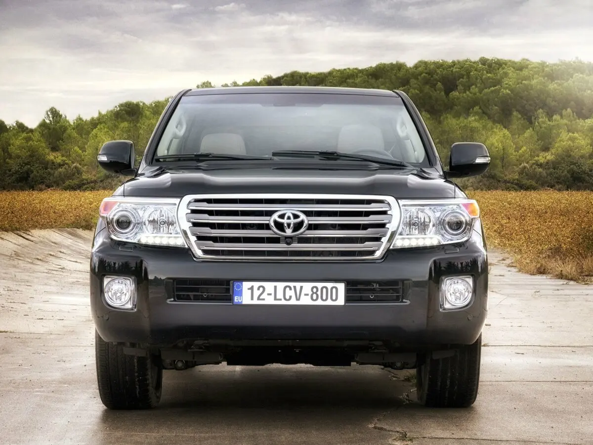 Toyota Land Cruiser 200 Series Рестайлинг 1 Внедорожник 5 дв. — сүрөт 3