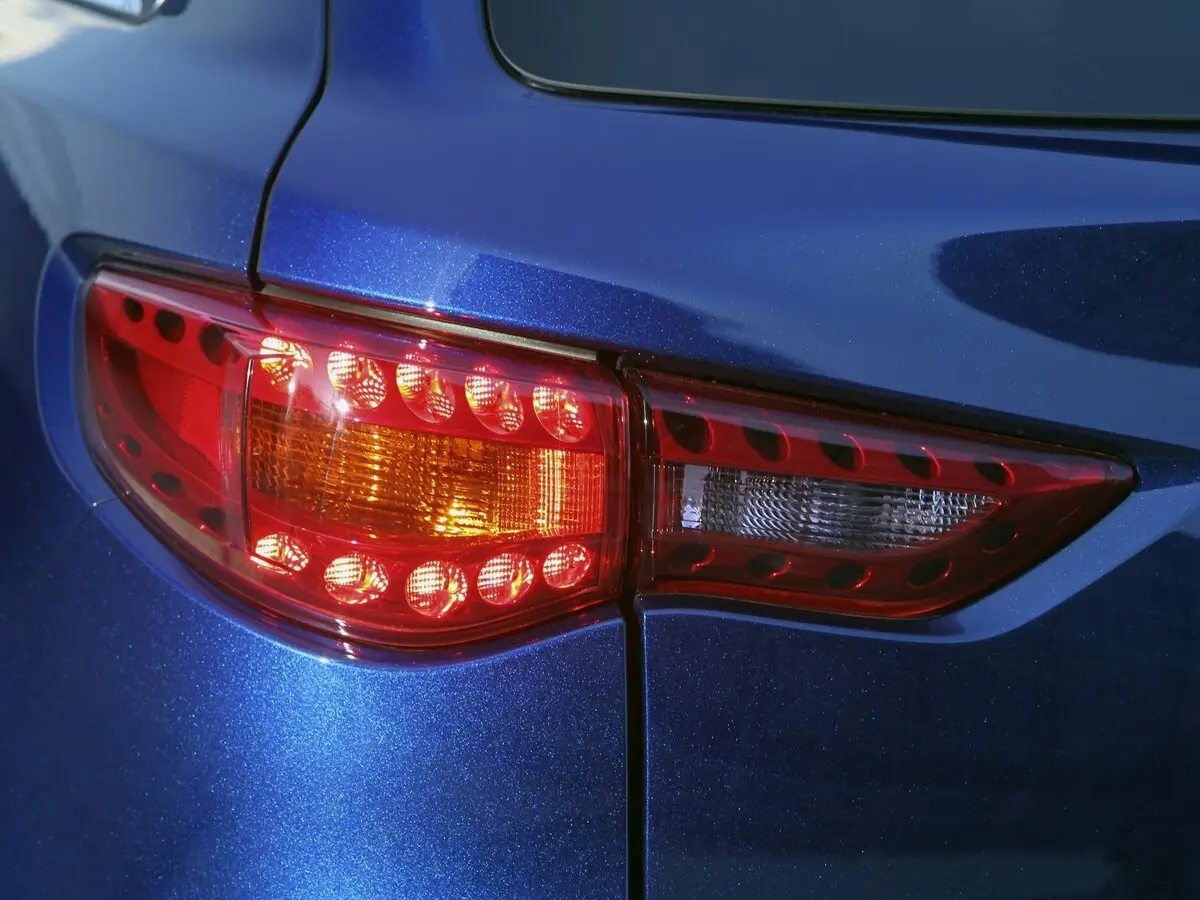 Infiniti FX II (S51) Рестайлинг Внедорожник 5 дв. — сүрөт 16