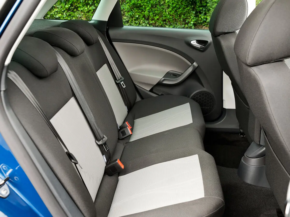 SEAT Ibiza IV Рестайлинг Универсал 5 дв. — 照片 8