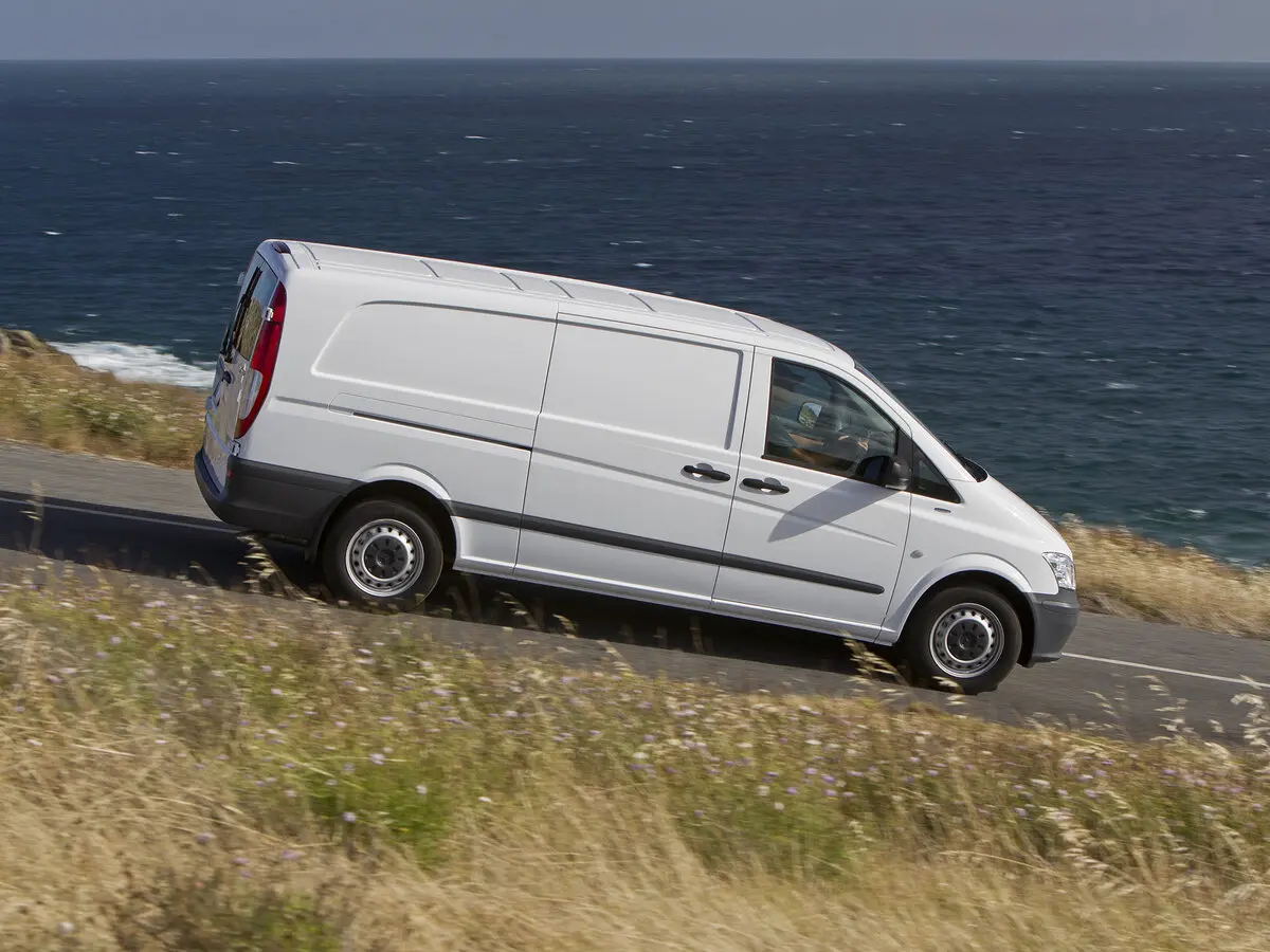 Mercedes-Benz Vito II (W639) Рестайлинг Фургон — фото 2