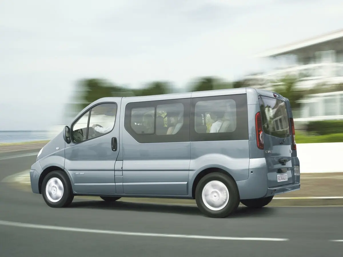 Renault Trafic II Рестайлинг Минивэн — сүрөт 2