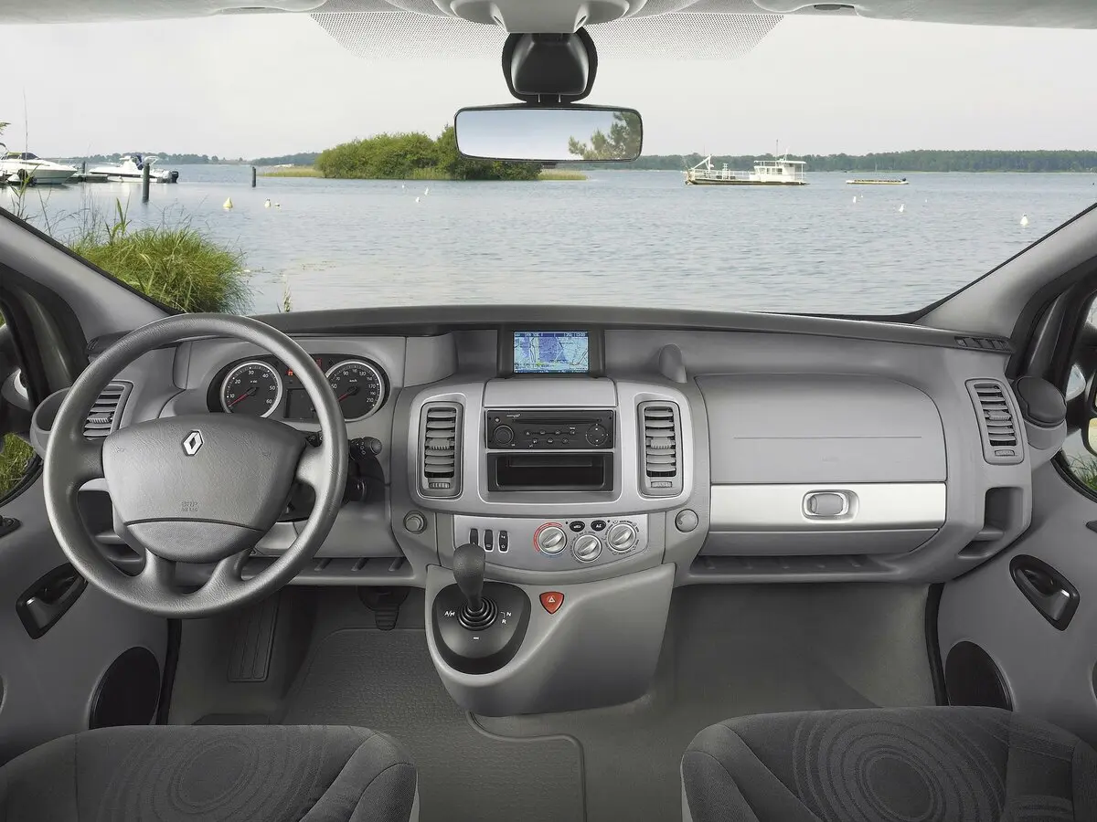 Renault Trafic II Рестайлинг Минивэн — сүрөт 6