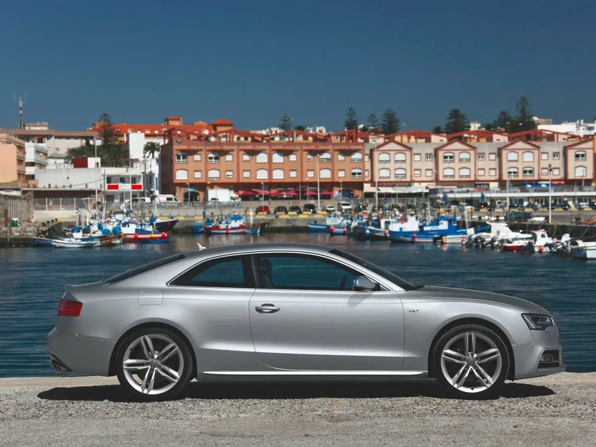 Audi S5 I (8T) Рестайлинг Купе — сүрөт 2