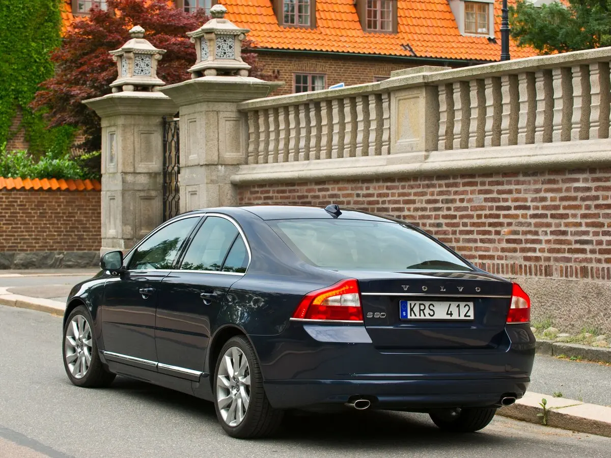Volvo S80 II Рестайлинг Седан — сүрөт 5