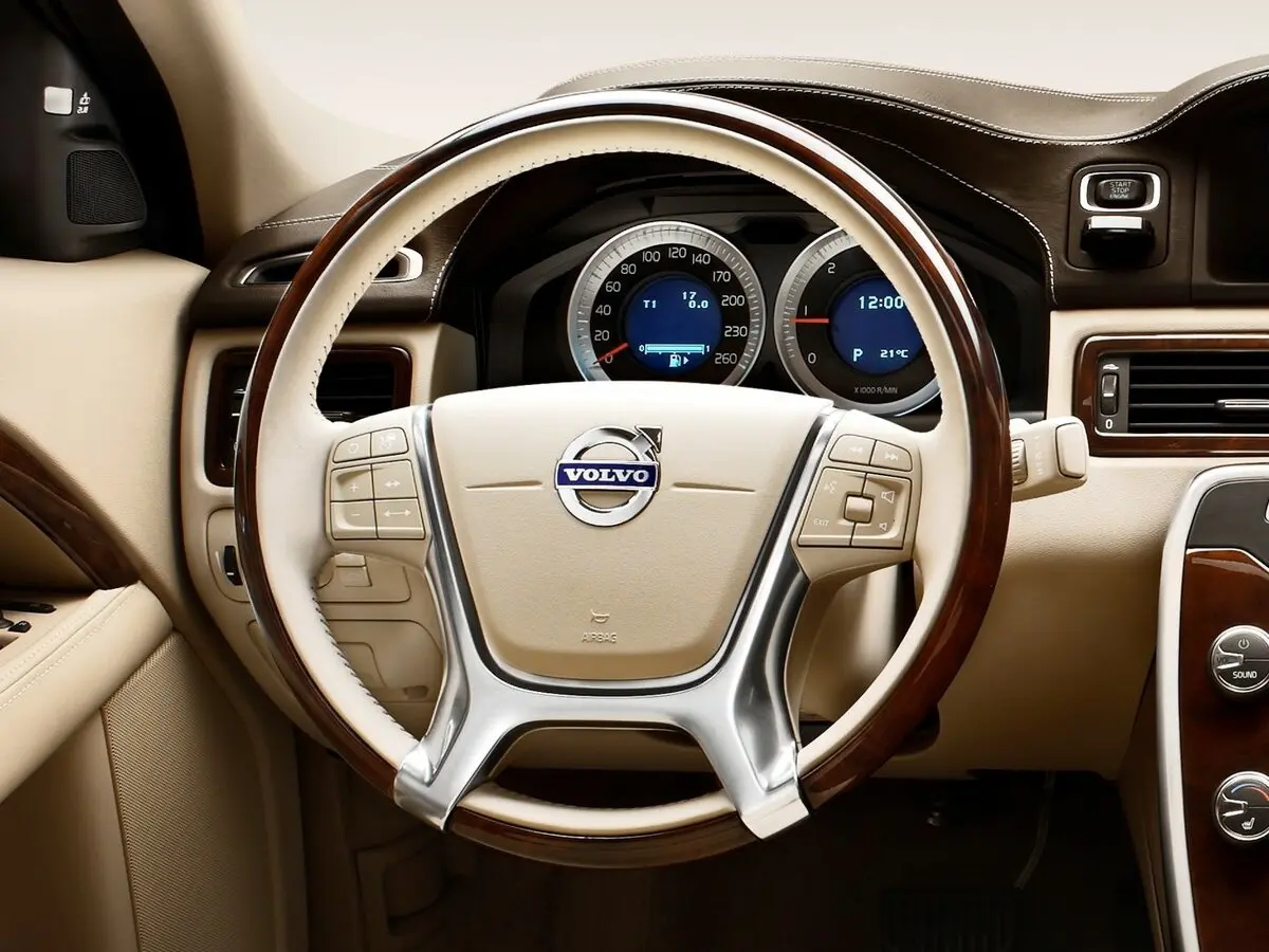 Volvo S80 II Рестайлинг Седан — сүрөт 9