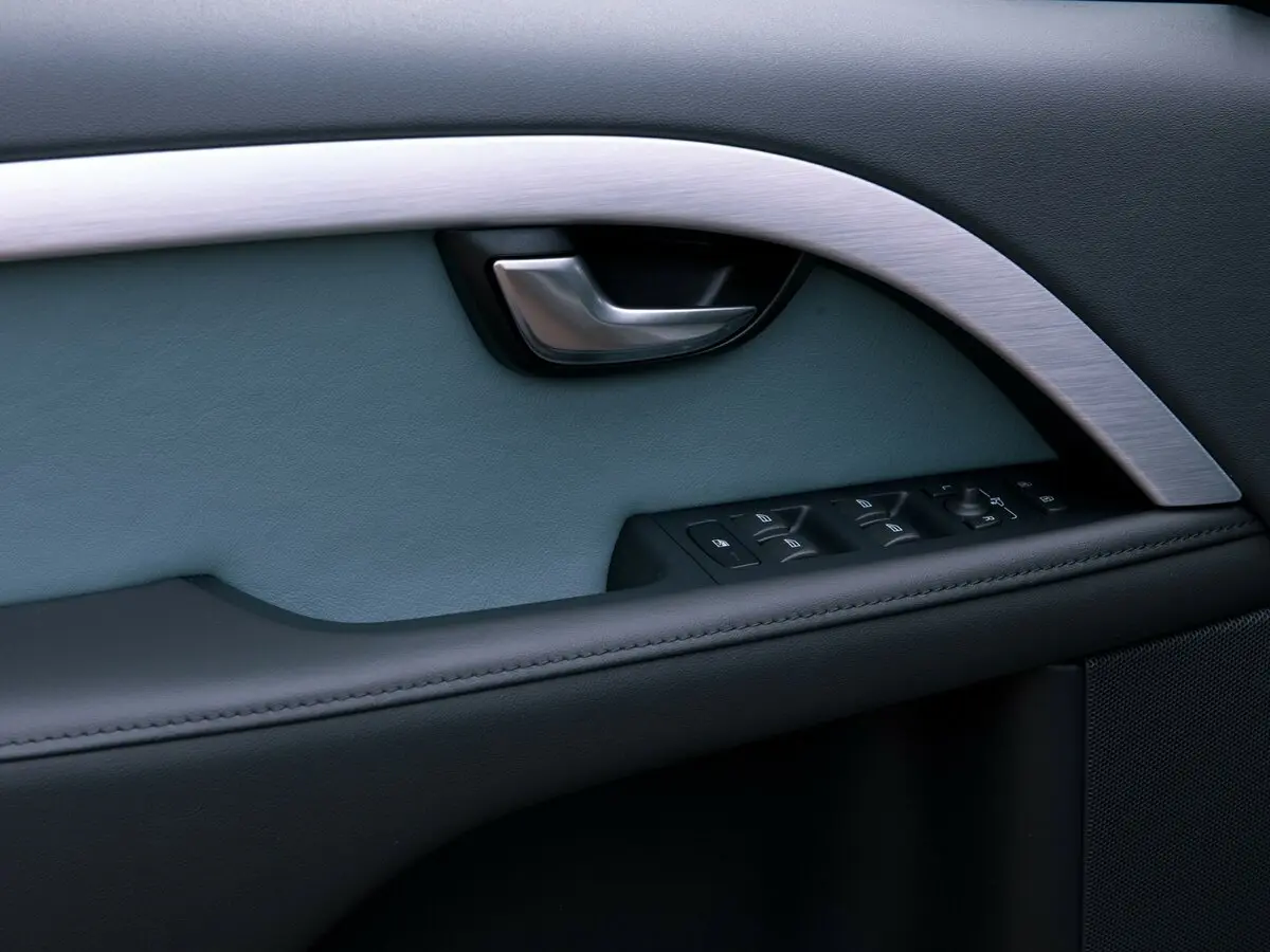 Volvo S80 II Рестайлинг Седан — сүрөт 11