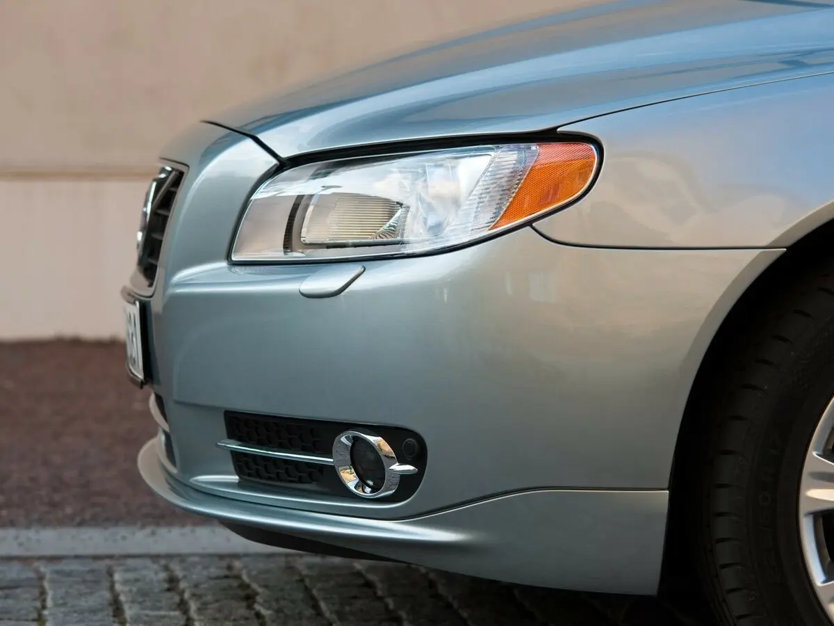 Volvo S80 II Рестайлинг Седан — сүрөт 14