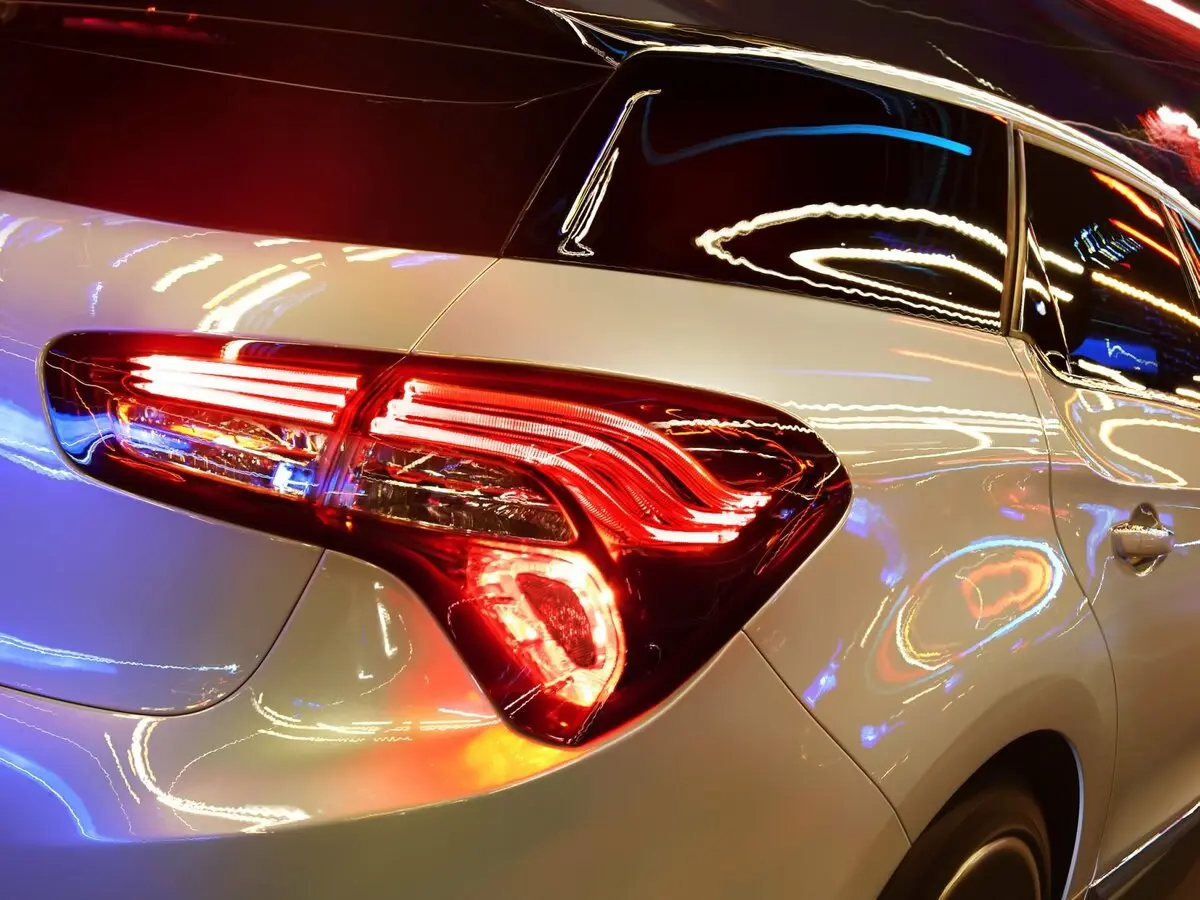 Citroen DS5 2012 – 2015 Хэтчбек 5 дв. — сүрөт 13