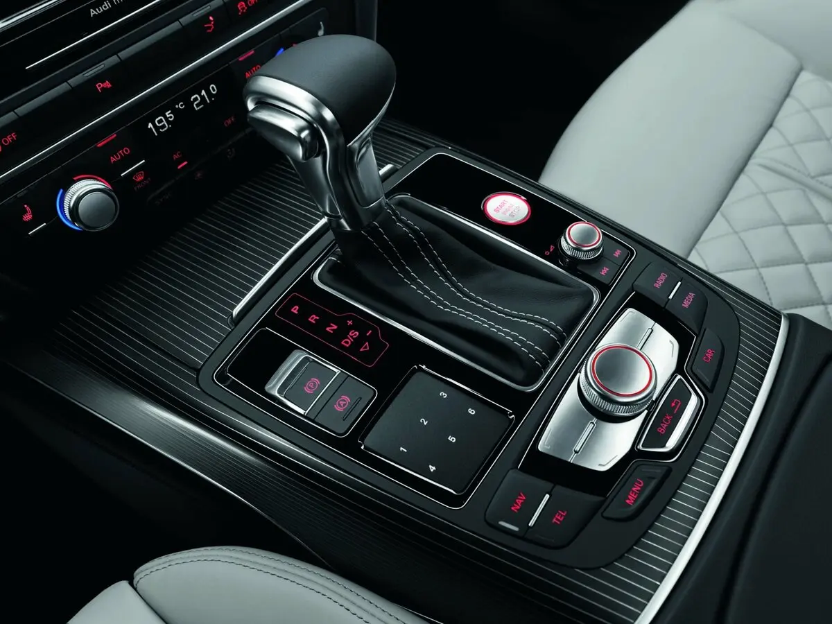 Audi S7 I (4G) Лифтбек Sportback — сүрөт 10