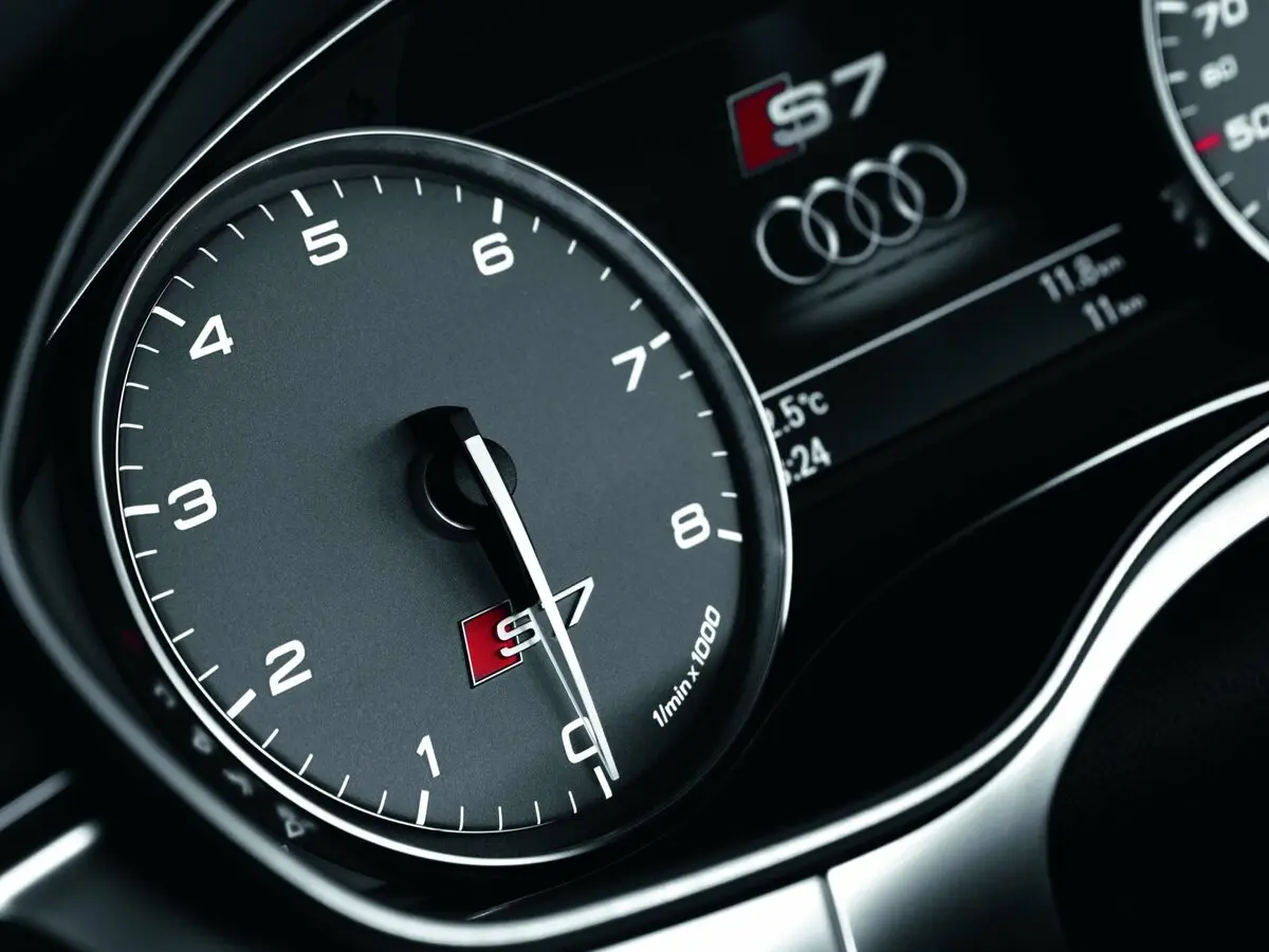 Audi S7 I (4G) Лифтбек Sportback — сүрөт 13