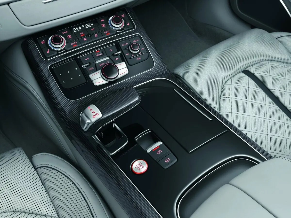 Audi S8 III (D4) Седан — сүрөт 10