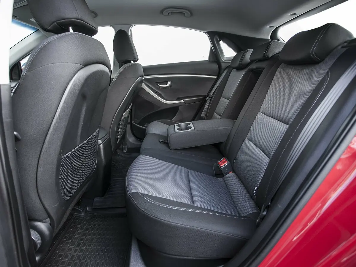 Hyundai i30 II Хэтчбек 5 дв. — фото 25