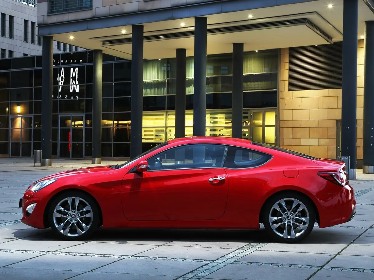 Hyundai Genesis Coupe I Рестайлинг Купе — сүрөт 2