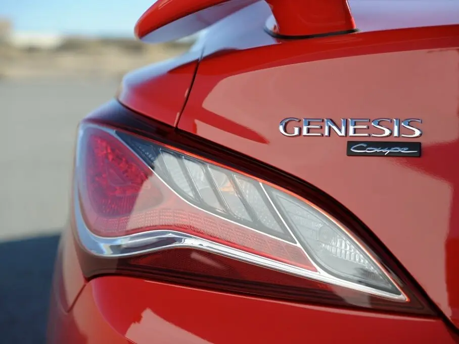 Hyundai Genesis Coupe I Рестайлинг Купе — сүрөт 11