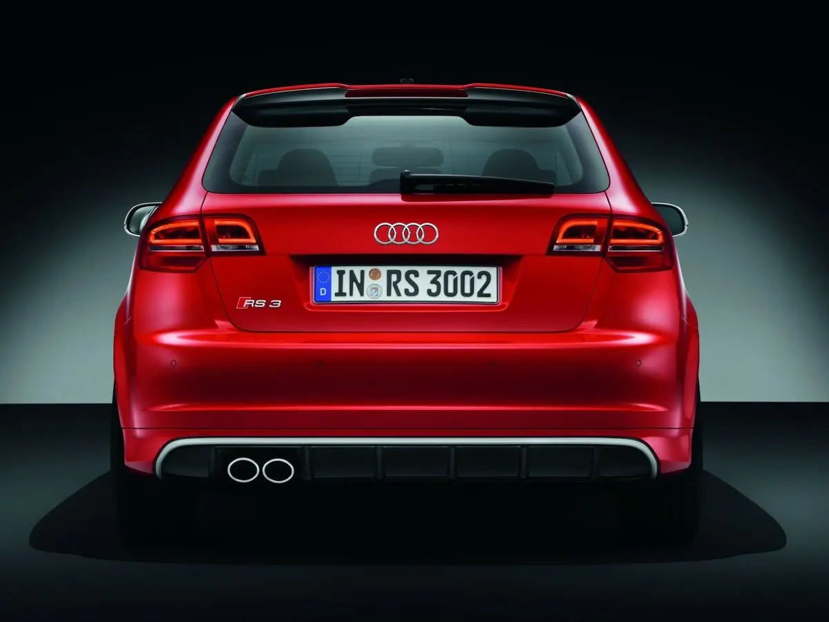 Audi RS 3 I (8P) Хэтчбек 5 дв. Sportback — сүрөт 4