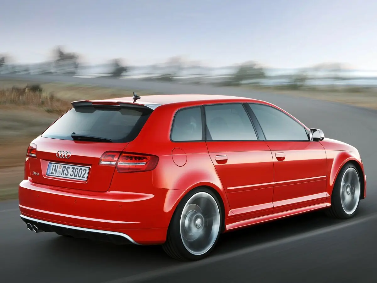 Audi RS 3 I (8P) Хэтчбек 5 дв. Sportback — сүрөт 5