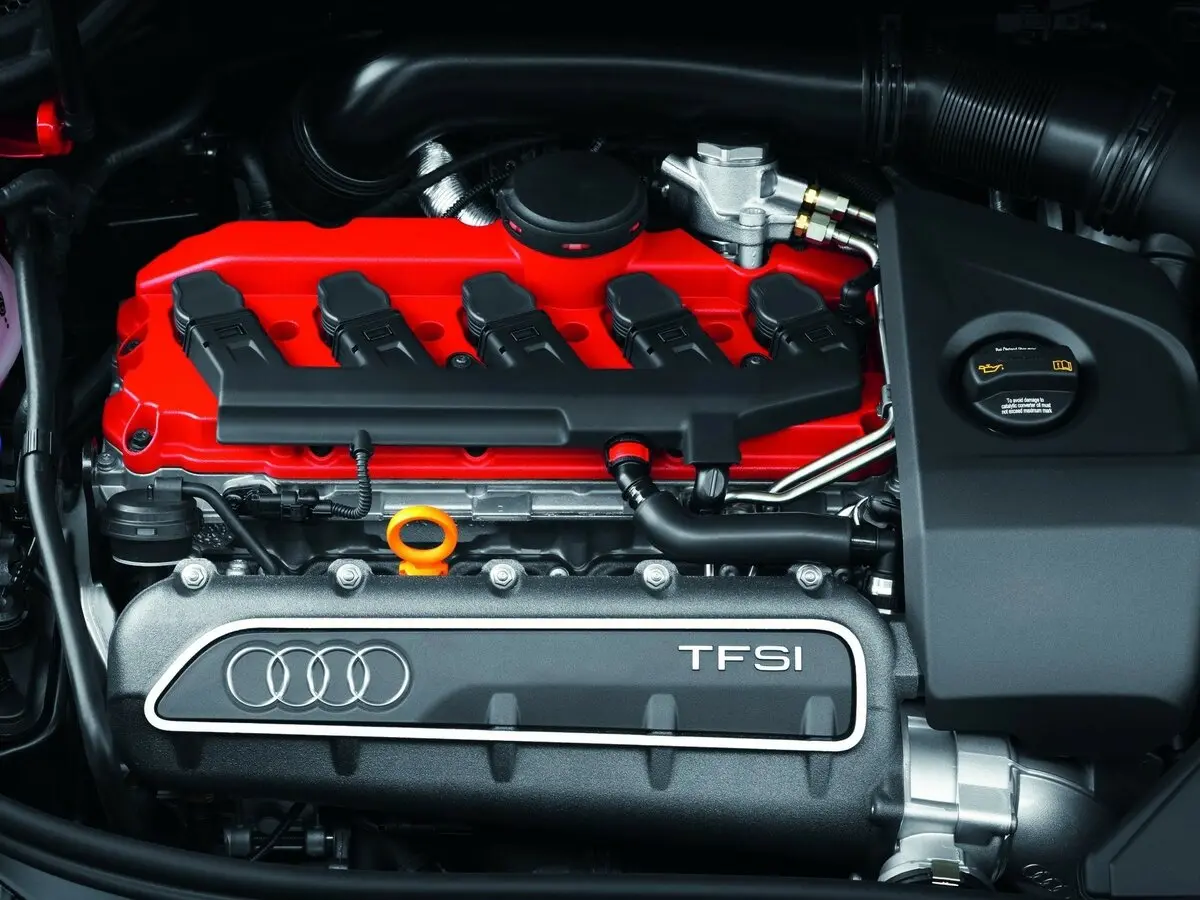Audi RS 3 I (8P) Хэтчбек 5 дв. Sportback — сүрөт 14