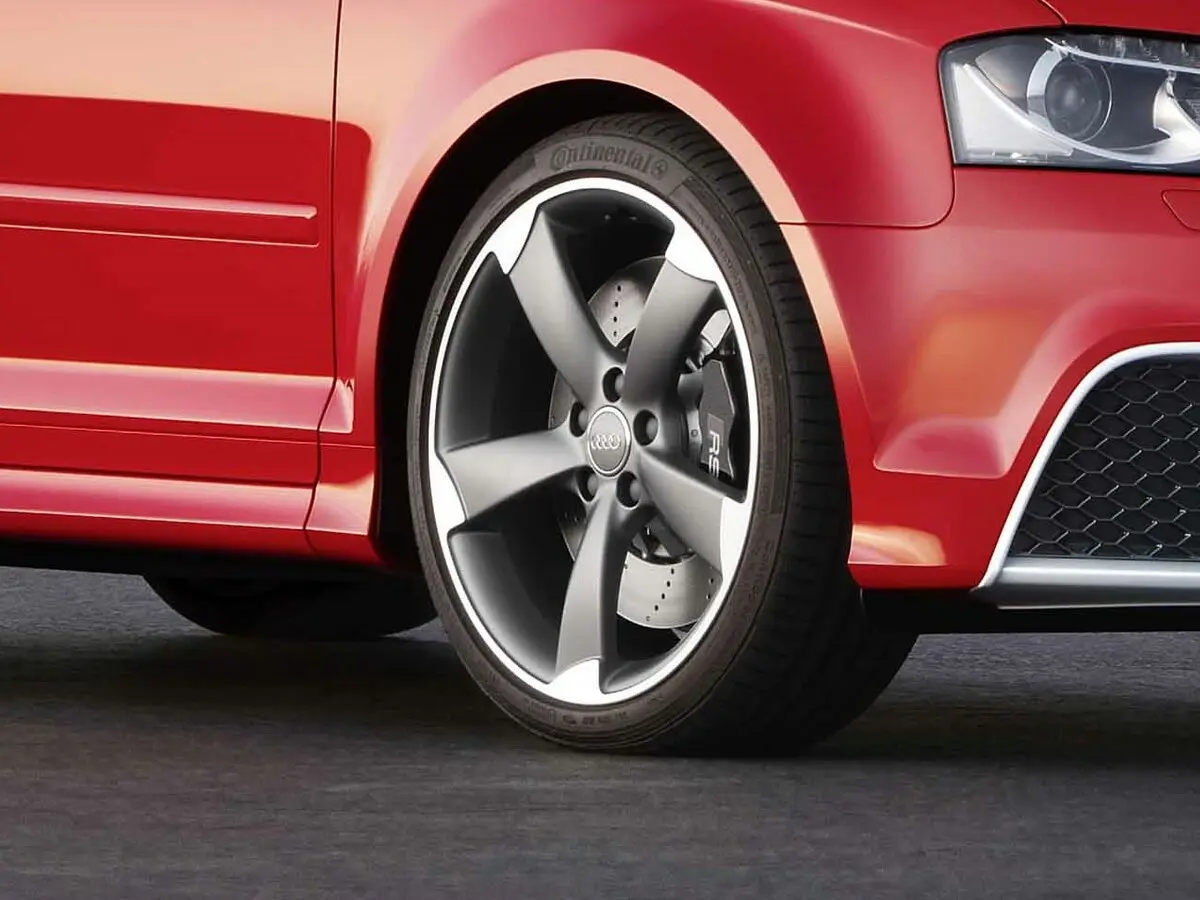 Audi RS 3 I (8P) Хэтчбек 5 дв. Sportback — сүрөт 15
