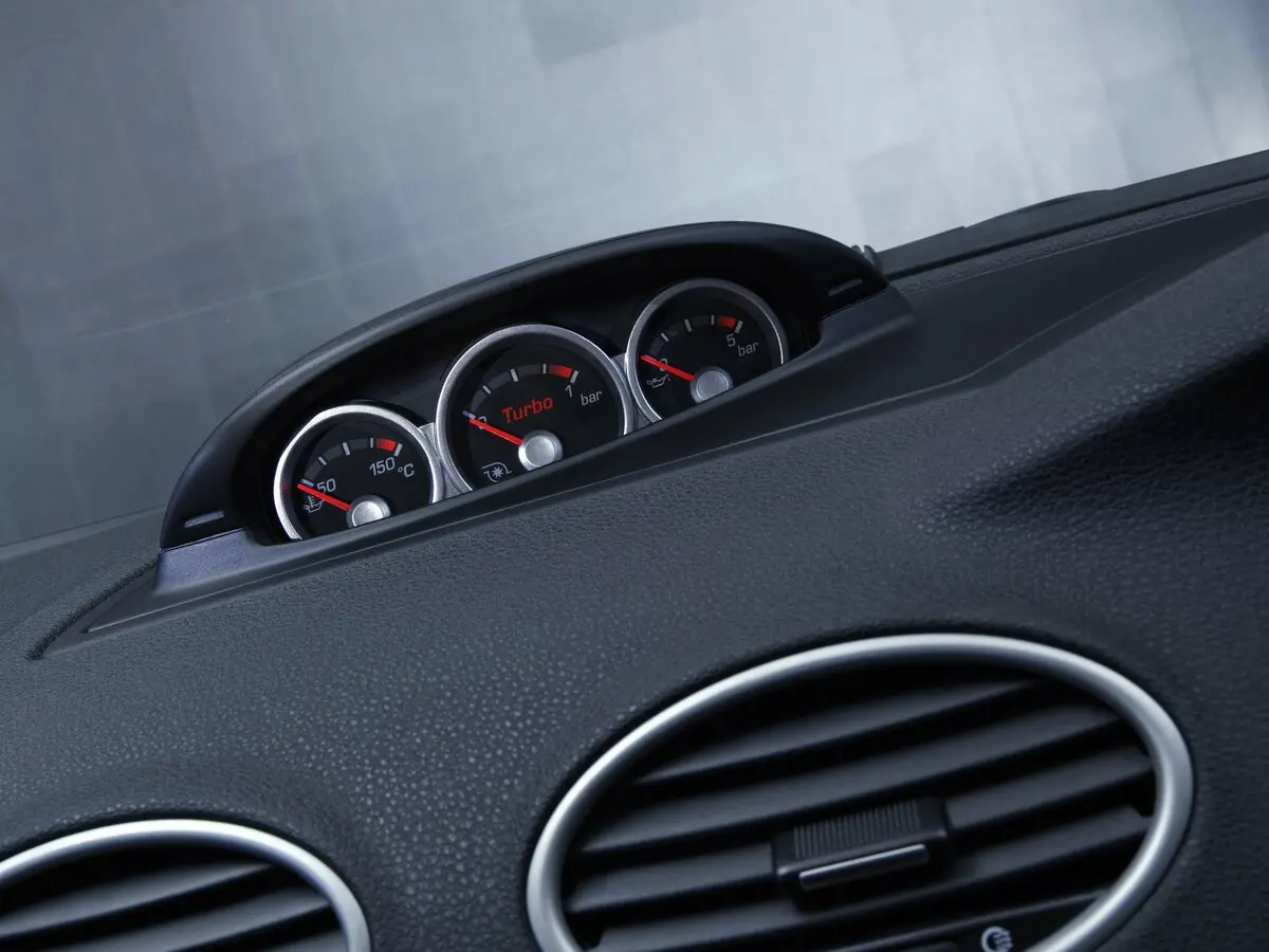 Ford Focus ST II Хэтчбек 3 дв. — photo 9