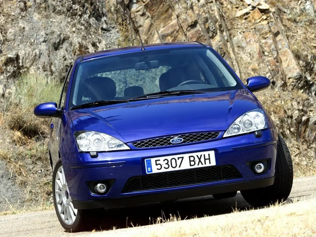 Ford Focus ST I Хэтчбек 3 дв. — photo 3