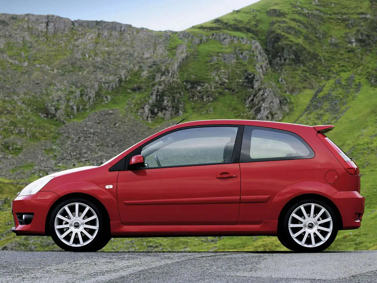 Ford Fiesta ST V Хэтчбек 3 дв. — сүрөт 3