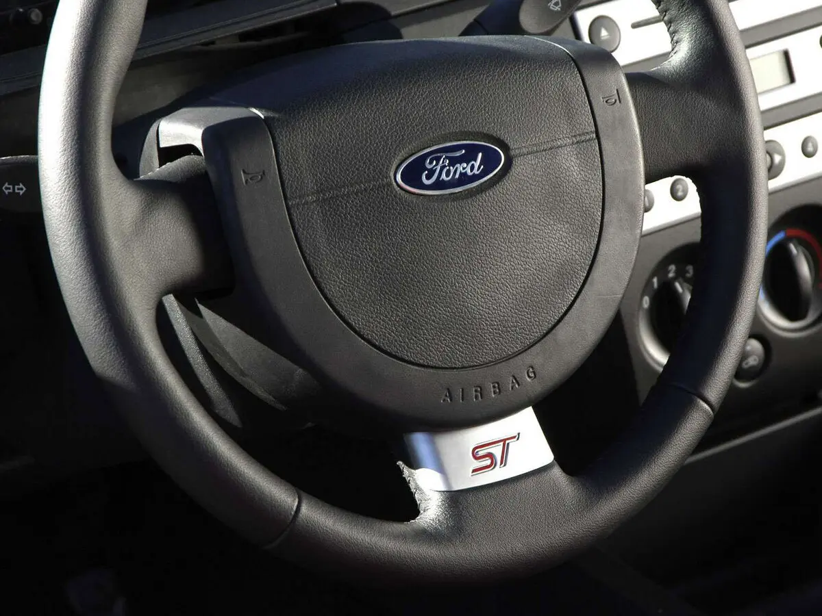 Ford Fiesta ST V Хэтчбек 3 дв. — сүрөт 8