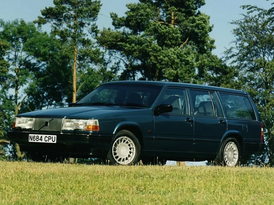 Volvo 940 1988 – 1998 Универсал 5 дв.