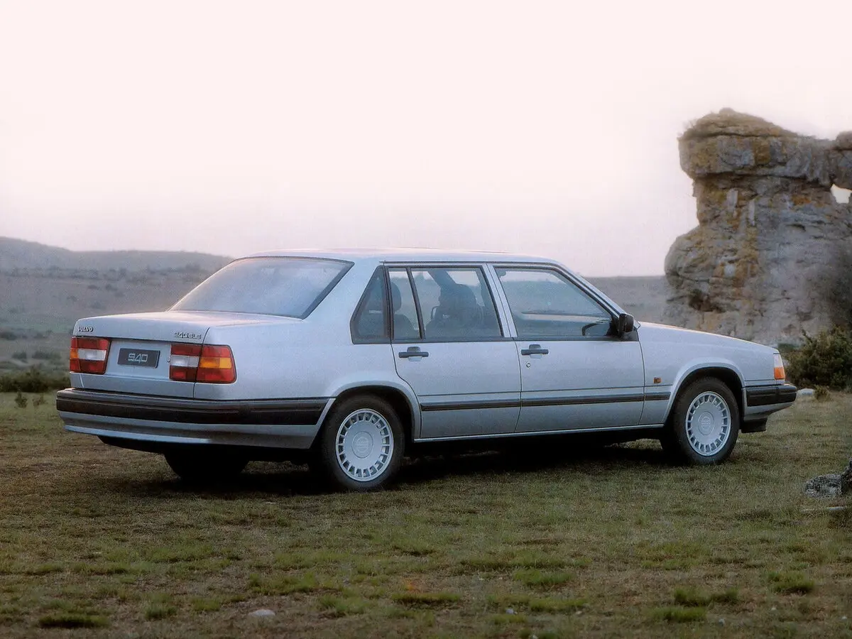 Volvo 940 1988 – 1998 Седан — photo 4