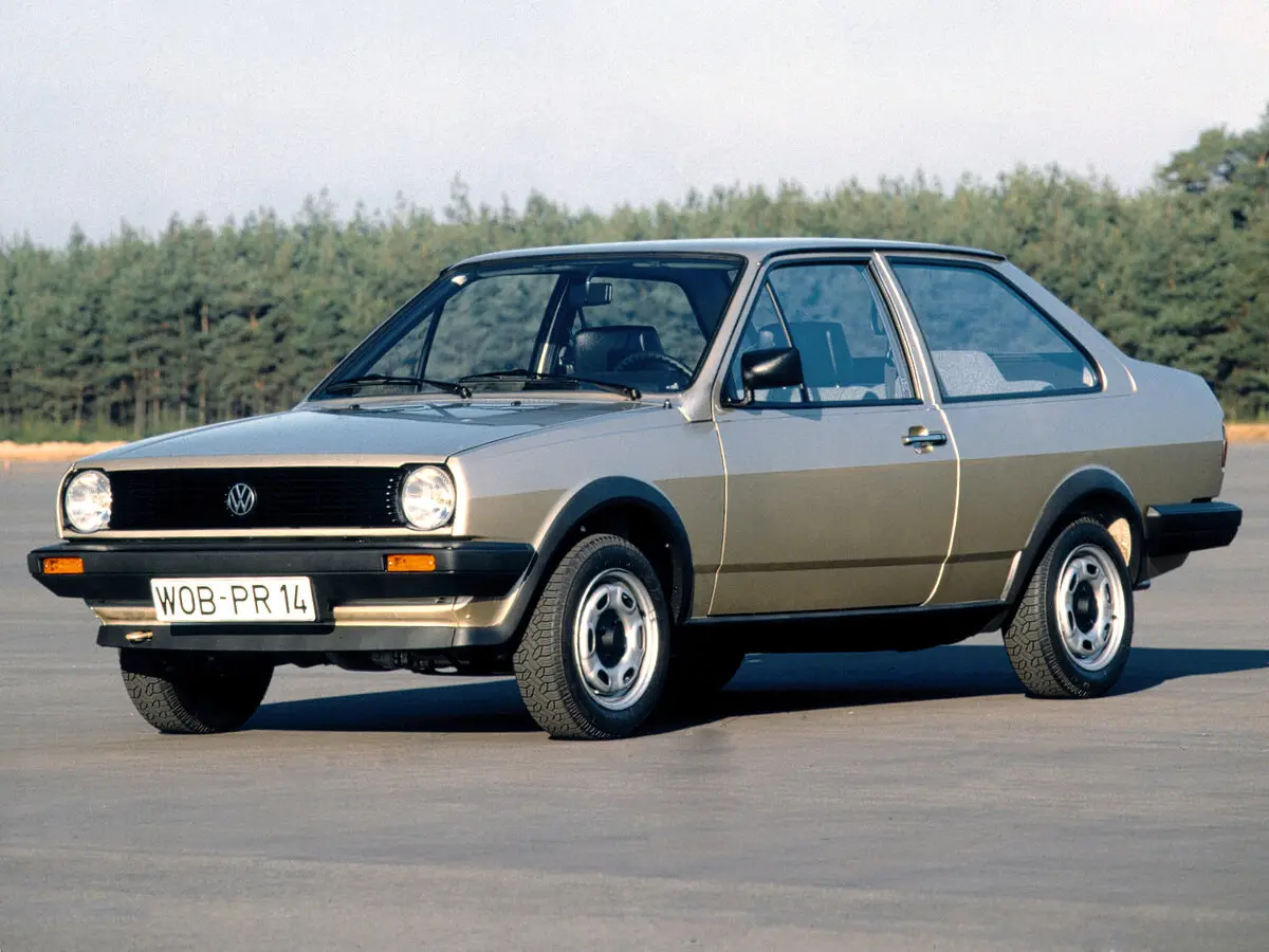 Volkswagen Polo II Седан 2 дв.