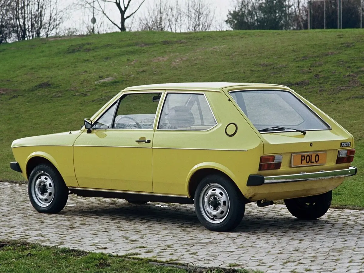 Volkswagen Polo I Хэтчбек 3 дв. — фото 5
