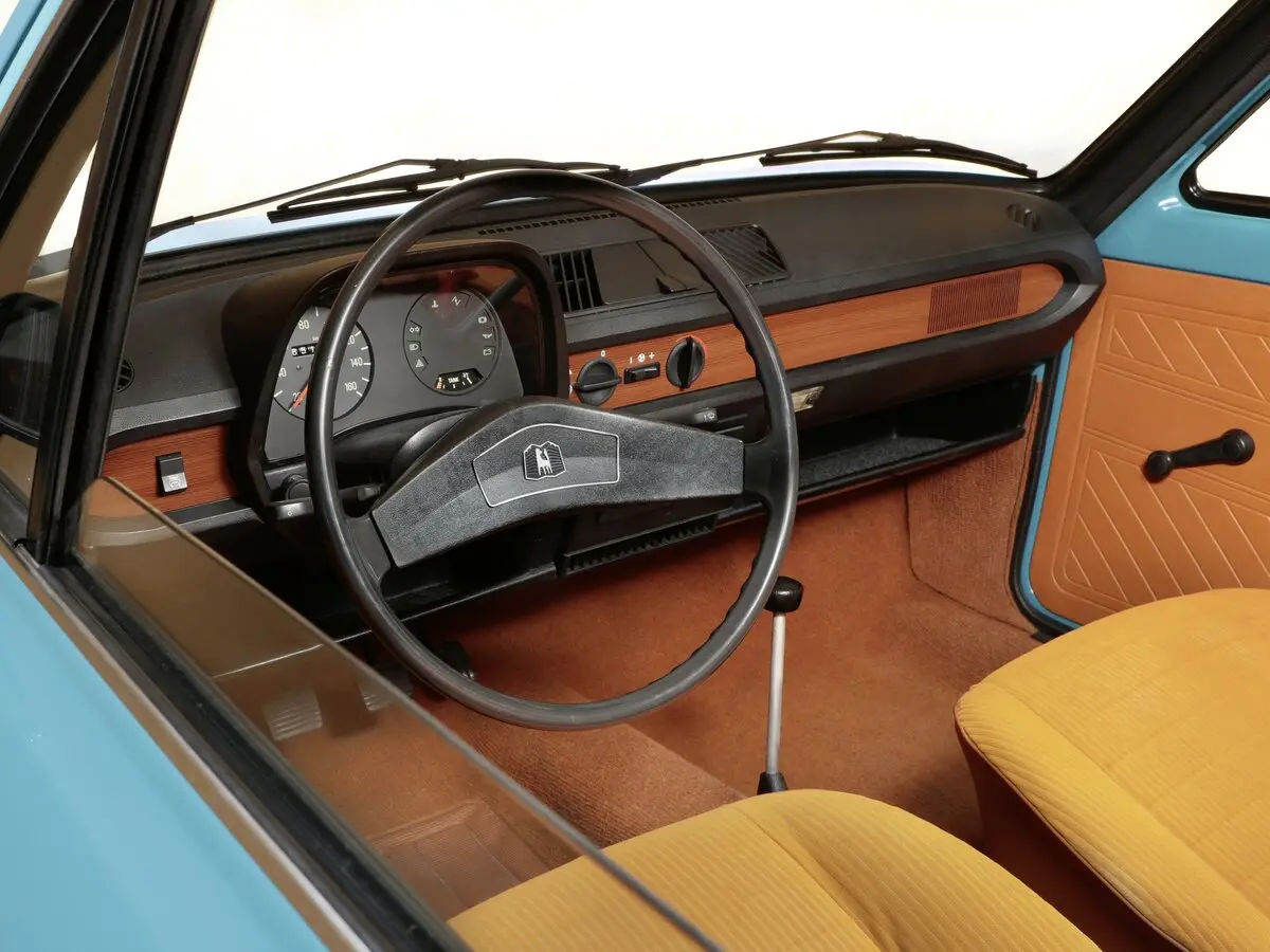Volkswagen Polo I Хэтчбек 3 дв. — фото 6
