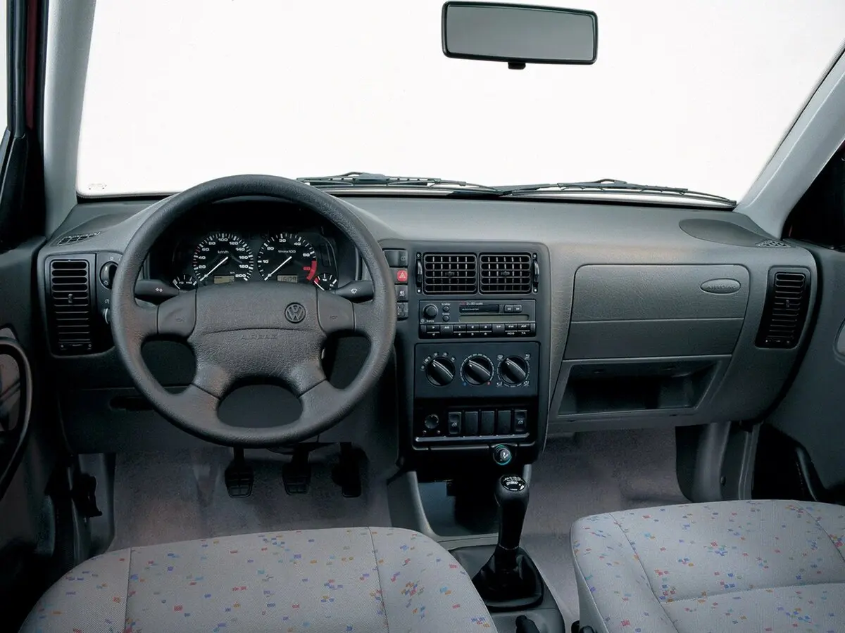 Volkswagen Polo III Хэтчбек 3 дв. — фото 3
