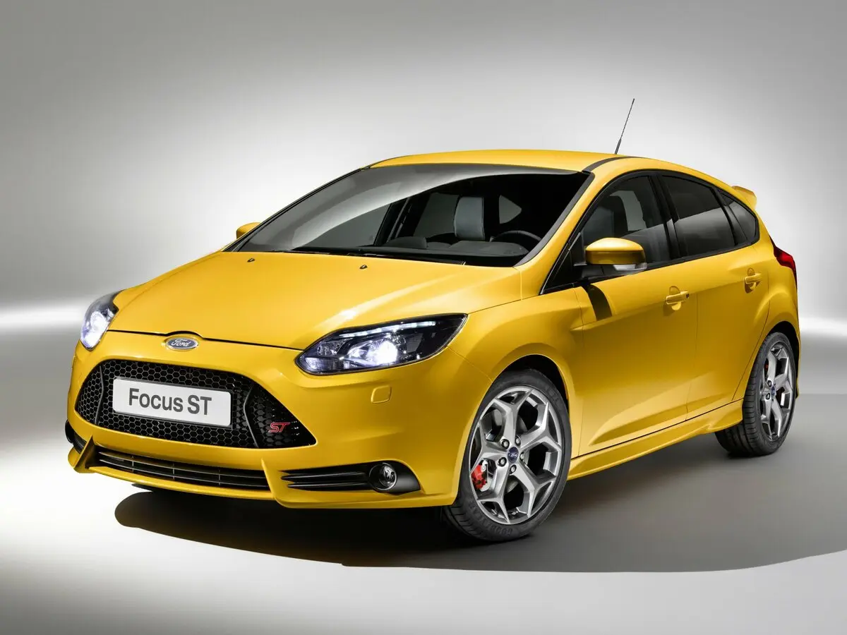 Ford Focus ST III Хэтчбек 5 дв.
