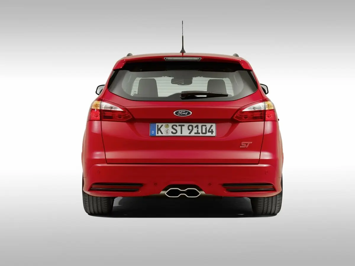 Ford Focus ST III Универсал 5 дв. — photo 4