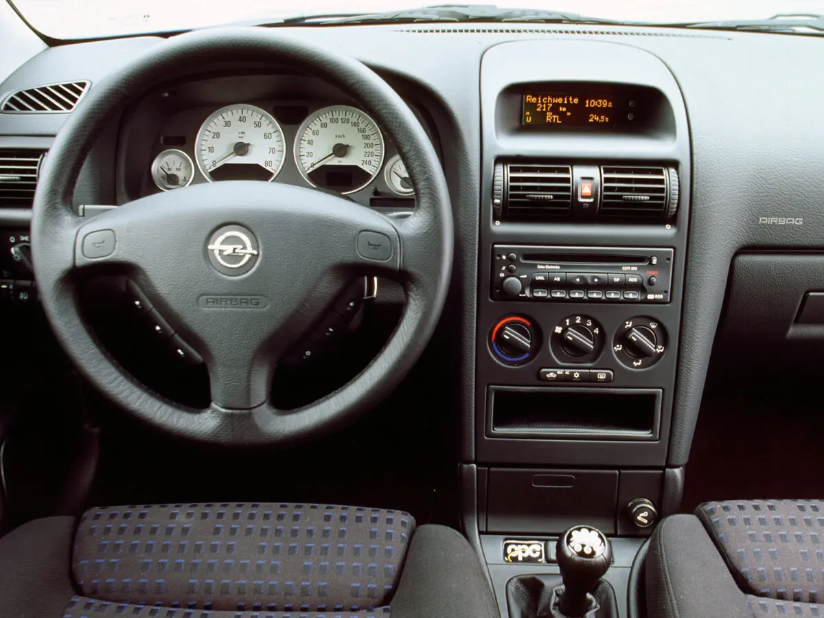 Opel Astra OPC G Хэтчбек 3 дв. — сүрөт 6