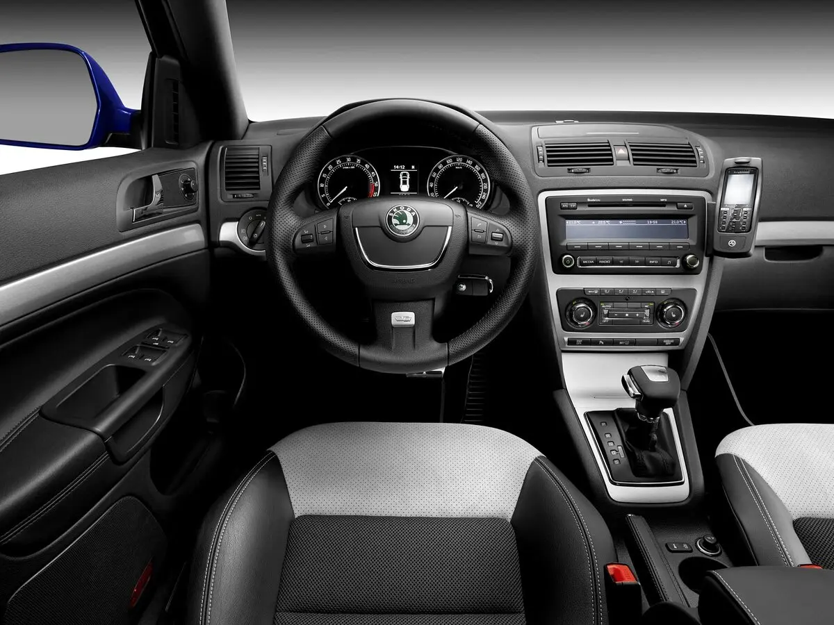 Skoda Octavia RS II Рестайлинг Универсал 5 дв. — photo 6