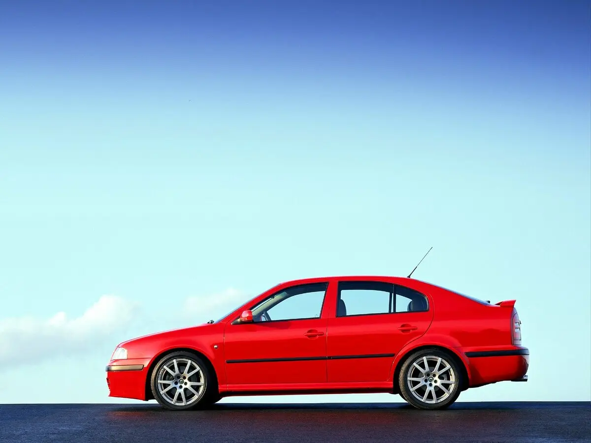 Skoda Octavia RS I Лифтбек — сүрөт 3