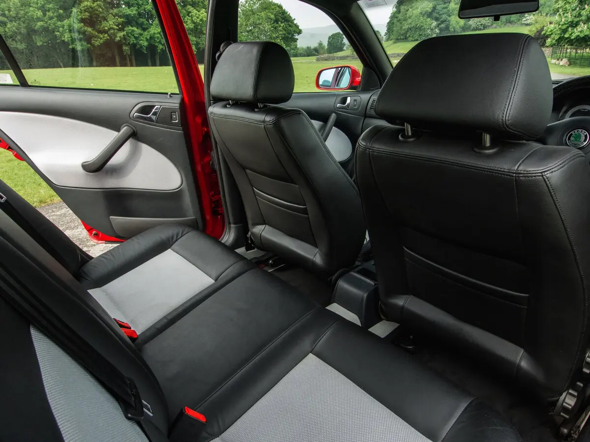 Skoda Octavia RS I Лифтбек — сүрөт 8