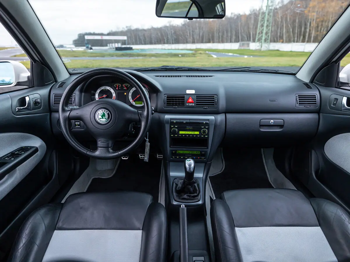 Skoda Octavia RS I Универсал 5 дв. — сүрөт 5