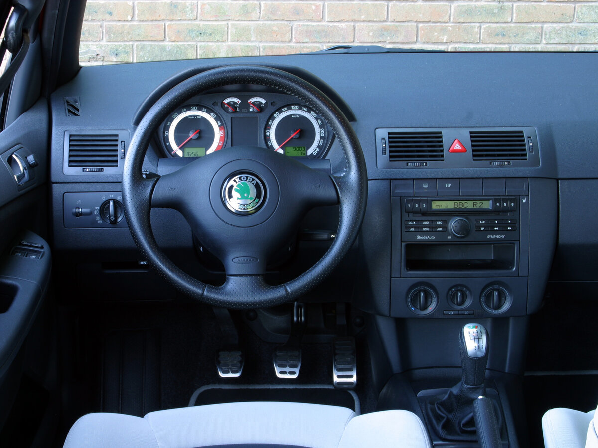 Skoda Fabia RS I Хэтчбек 5 дв. — фото 6