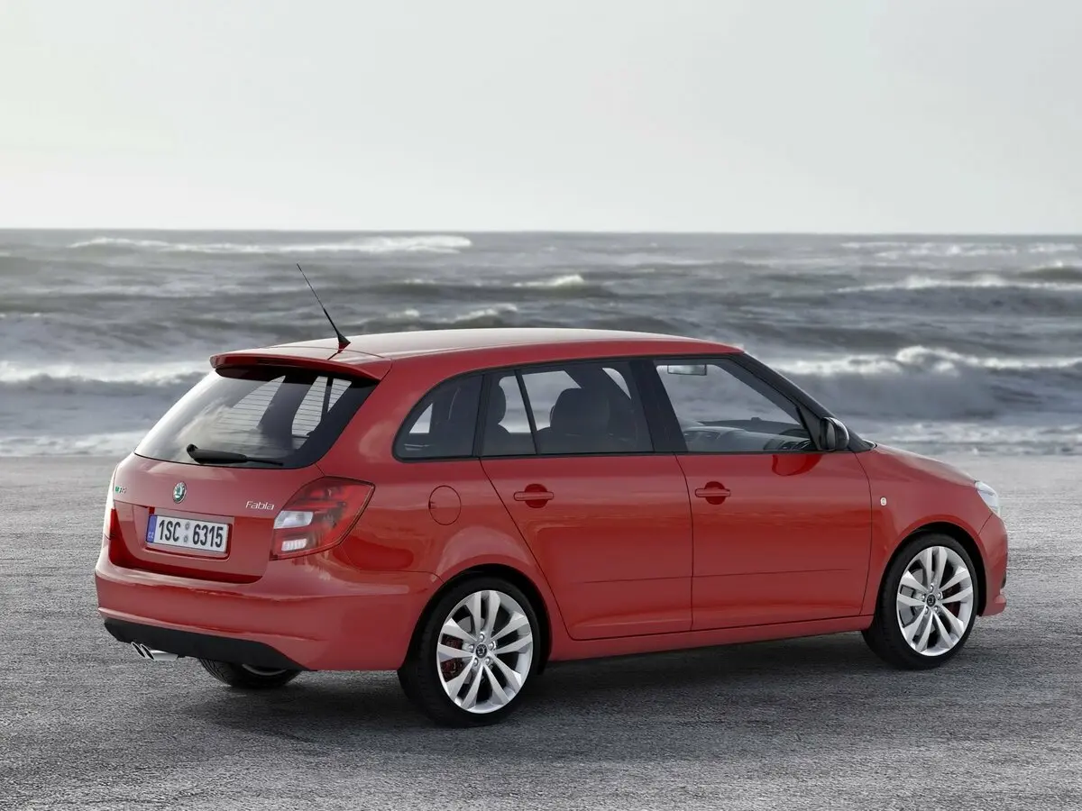 Skoda Fabia RS II Универсал 5 дв. — сүрөт 3