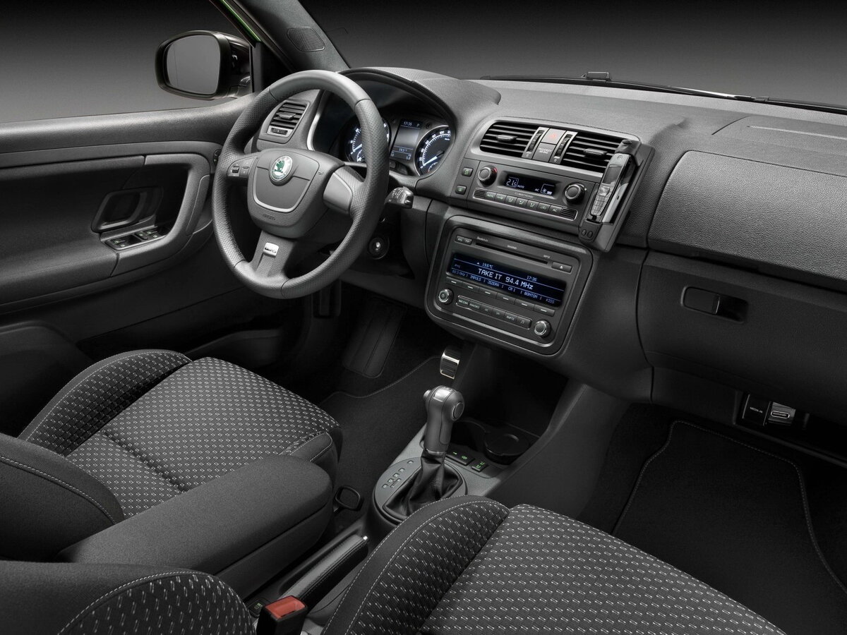 Skoda Fabia RS II Универсал 5 дв. — фото 5