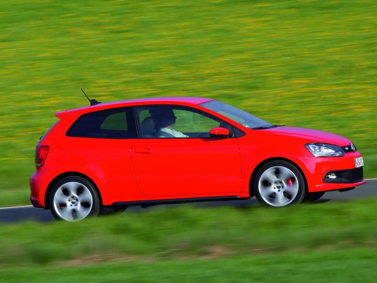 Volkswagen Polo GTI V Хэтчбек 3 дв. — photo 2