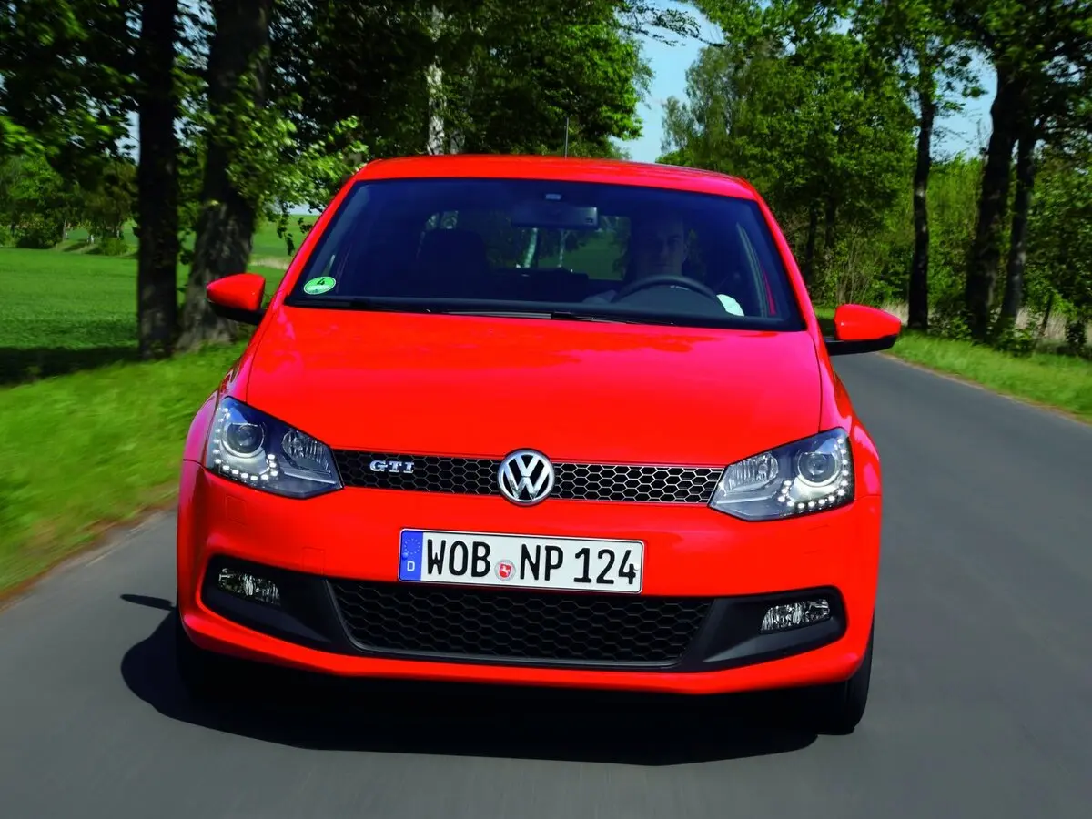 Volkswagen Polo GTI V Хэтчбек 3 дв. — photo 3