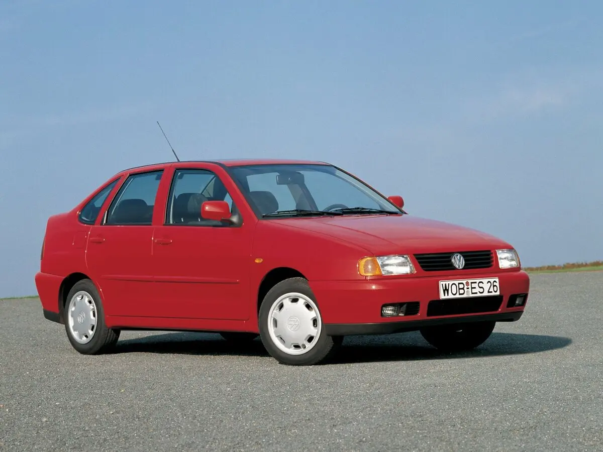 Volkswagen Polo III Седан