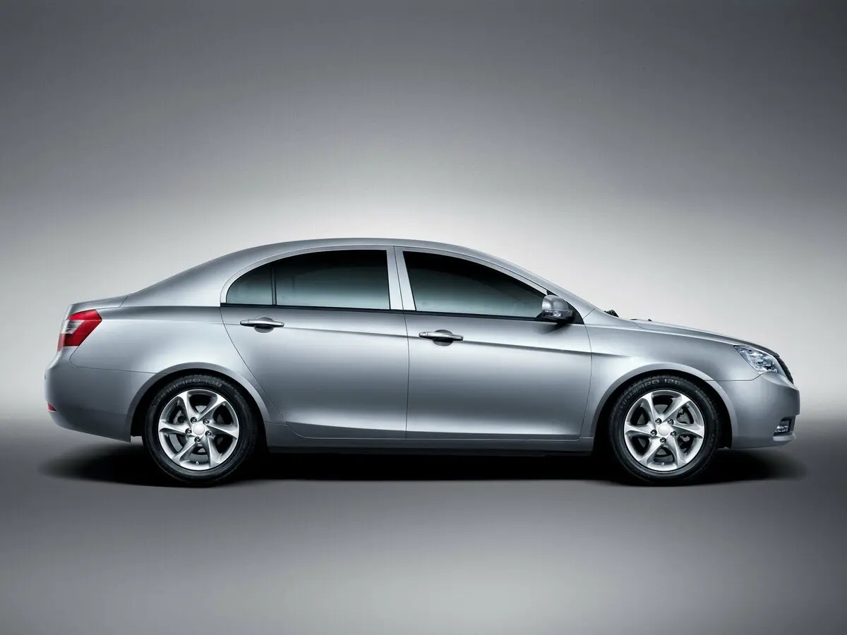 Geely Emgrand EC7 2009 – 2016 Седан — сүрөт 2