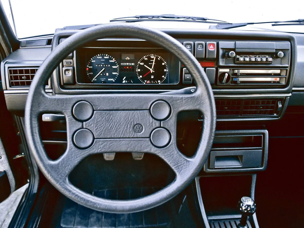 Volkswagen Golf II Хэтчбек 3 дв. — фото 9